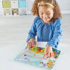 Aktivitetsmatte - Former, Farve & Finmotorik