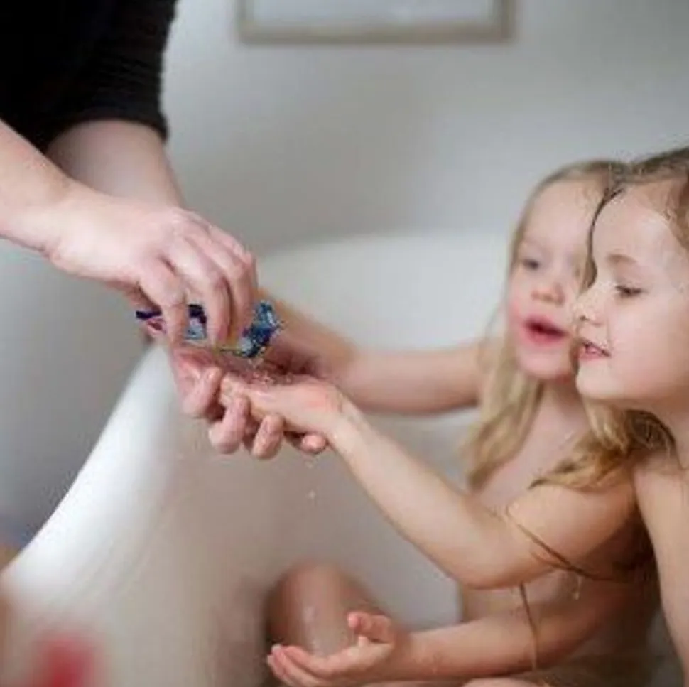 Badesjov - Knitrepulver