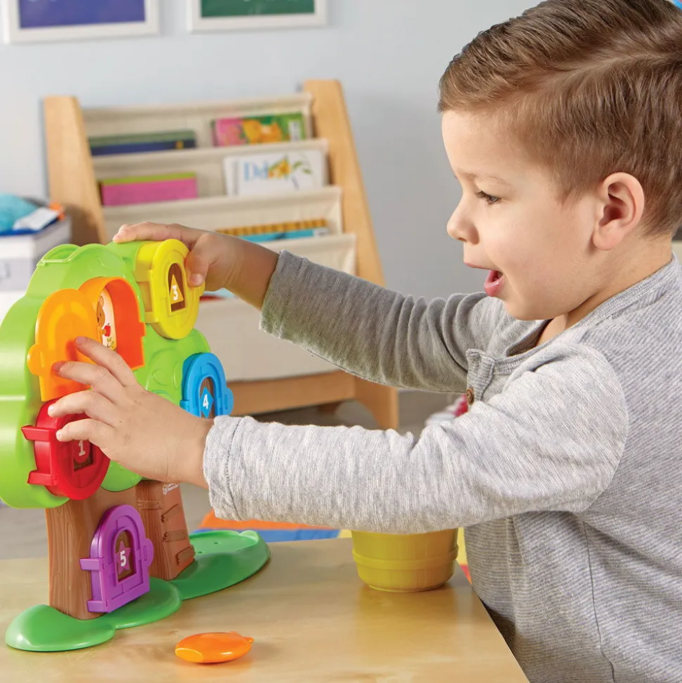 Dyretraeet - Lær Om Form, Farve Og Tal