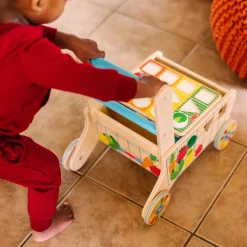 Gavogn/Indkobsvogn Med Aktiviteter