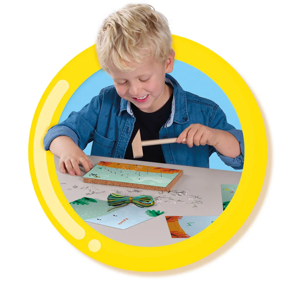 Hammer & Som Braet - String Art