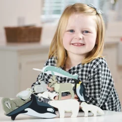 Polardyr Af Trae, 10 Dele